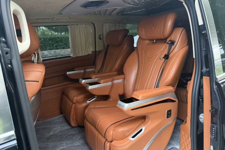 Used Mercedes-Benz Vito 2023 2.0T Business Version 7 Seats
