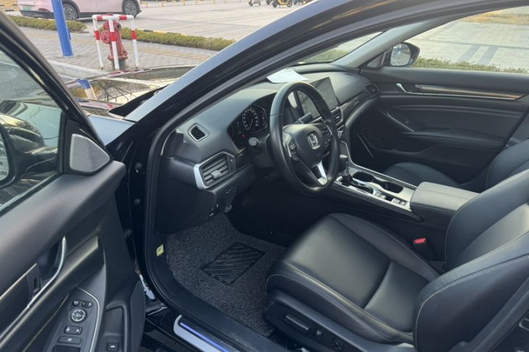 Used Honda Accord 2022 260TURBO Phantom Night · Prestige Edition
