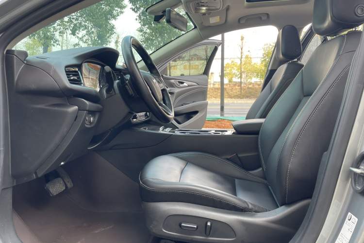 Used Buick Regal 2024 25T Deluxe Edition
