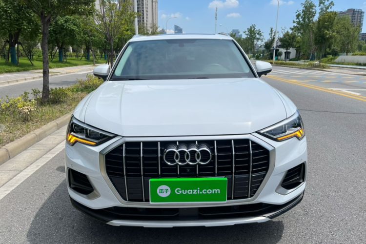 Used Audi Q3 2020 35 TFSI Fashionable and Elegant Model
