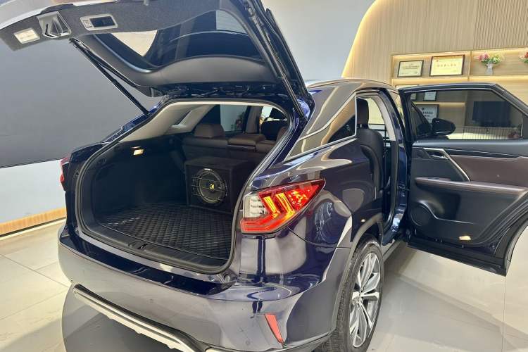 Used Lexus RX 2016 300 4x4 Elegant Edition China VI
