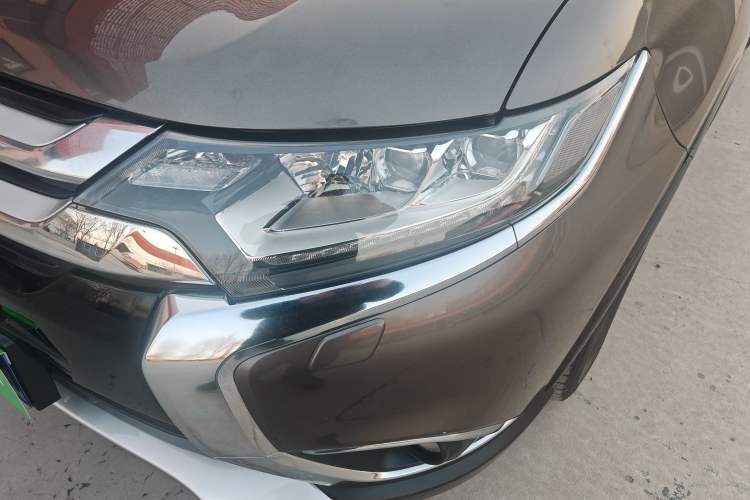 Used Mitsubishi Outlander 2016 2.4L 4x4 Elite Edition 5 Seats
