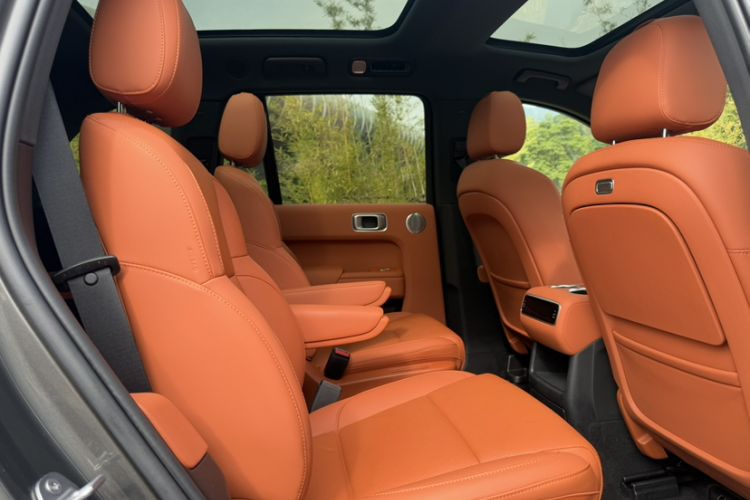 Used Li Auto L8 2024 PRO Model
