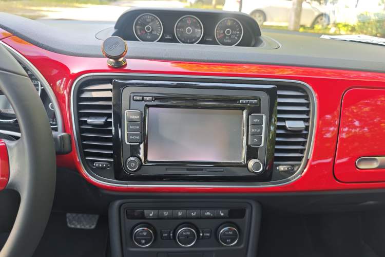 Used Volkswagen Beetle 2014 1.4TSI R-Line
