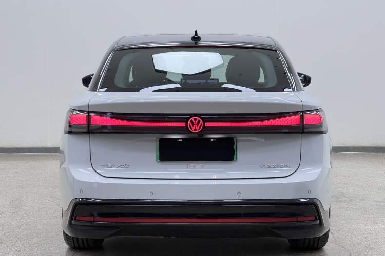 Used Volkswagen ID.7 VIZZION 2024 AIR model