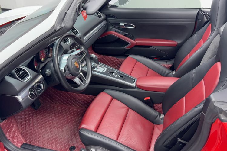 Used Porsche 718 2018 Boxster 2.0T
