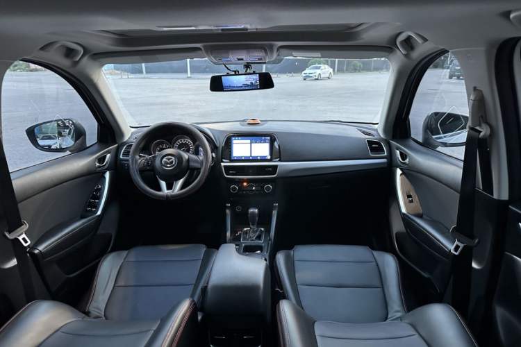 Used Mazda CX-5 2015 2.0L Automatic Two-Wheel Drive Urban Version
