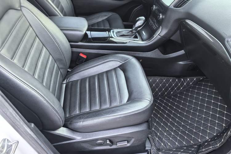 Used Ford Edge 2018 EcoBoost 245 Two-Wheel-Drive Titanium 7-Seater China V Standard