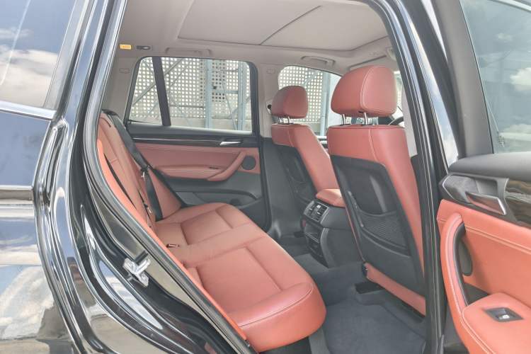 Used BMW X3 2013 Facelifted xDrive20i Luxury Edition