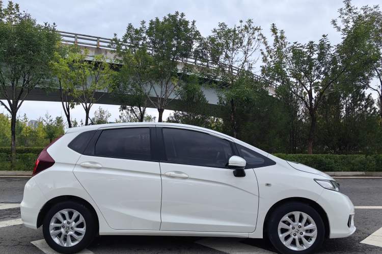 Used Honda Fit 2018 1.5L CVT Comfort Sunroof Version
