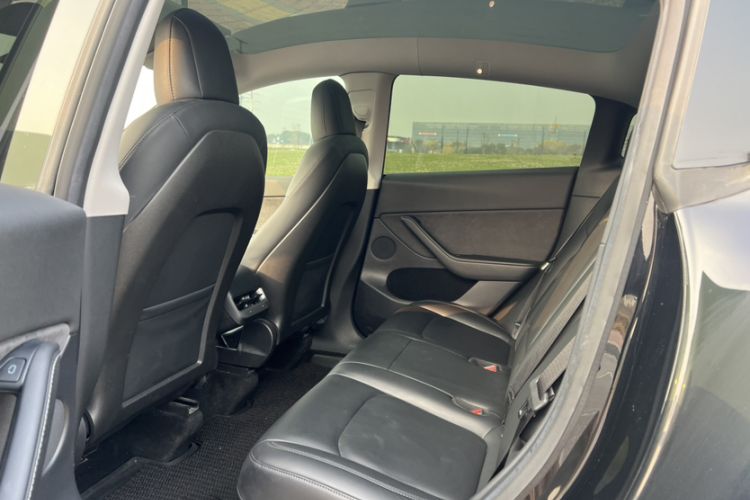 Used Tesla Model Y 2022 Rear-Wheel-Drive Version
