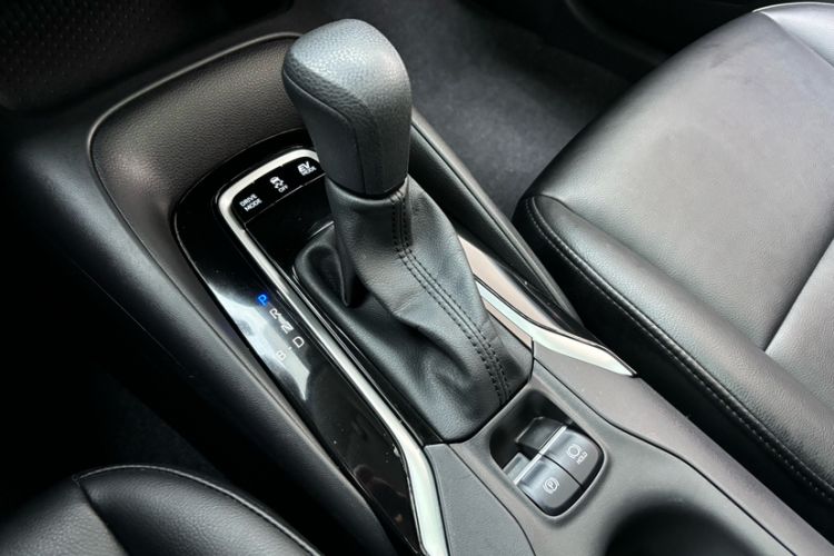 Used Toyota Corolla 2024 1.8L Smart Electric Hybrid Dual-Engine Elite Edition