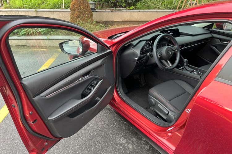 Used Mazda Mazda 3 Axela 2020 2.0L Automatic ZhiXuan Edition
