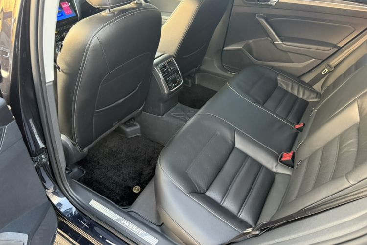 Used Volkswagen Passat 2017 330TSI DSG Prestige Edition
