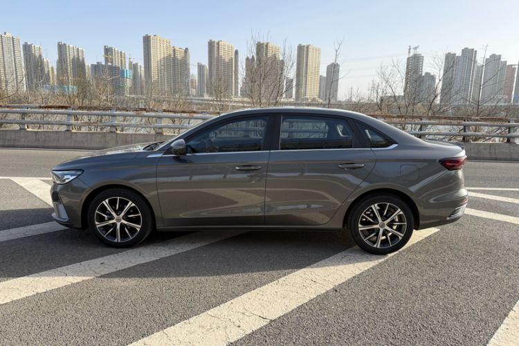 Used Geely Auto Emgrand 2022 4th Generation 1.5L CVT Luxury Model