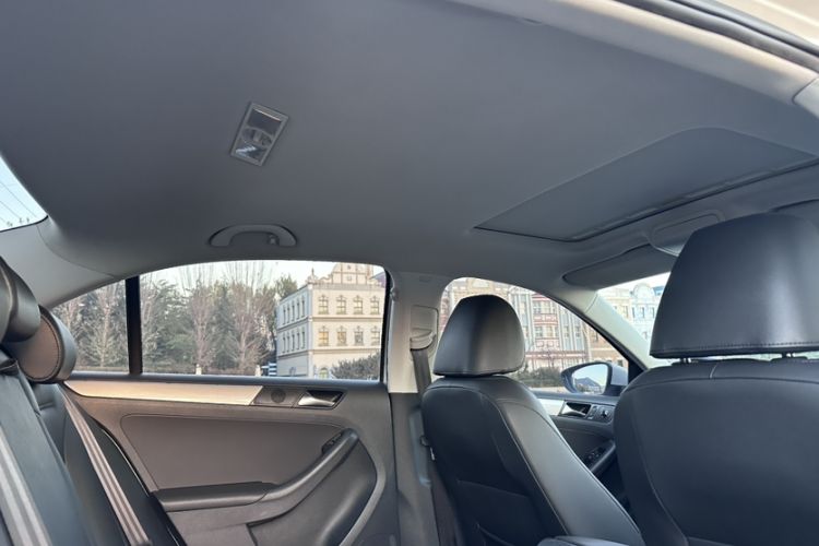 Used Volkswagen Sagitar 2014 1.4TSI Manual Luxury Model