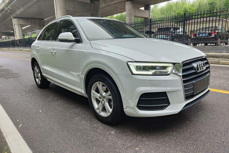 TDK.VehicleDetails.img