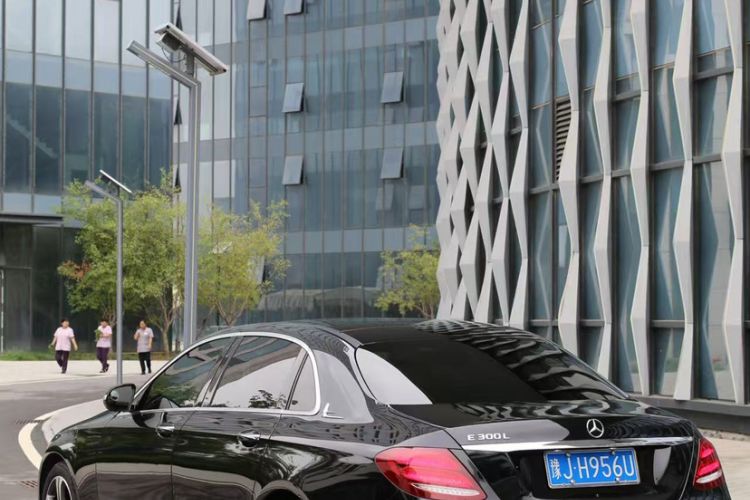 Used Mercedes-Benz E-Class 2018 Facelift E 200 L Sport Edition
