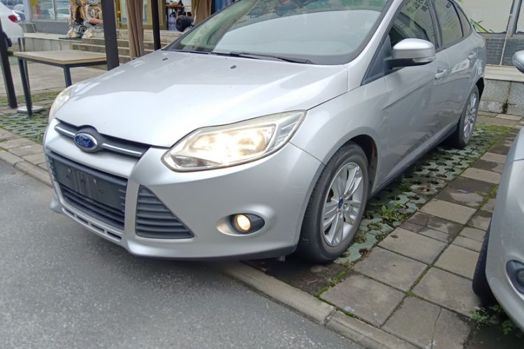 Used Ford Focus 2012 Sedan 1.6L Automatic Comfort Model