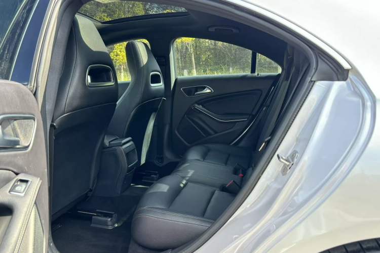 Used Mercedes-Benz CLA 2017 Facelifted CLA 200 Stylish Edition
