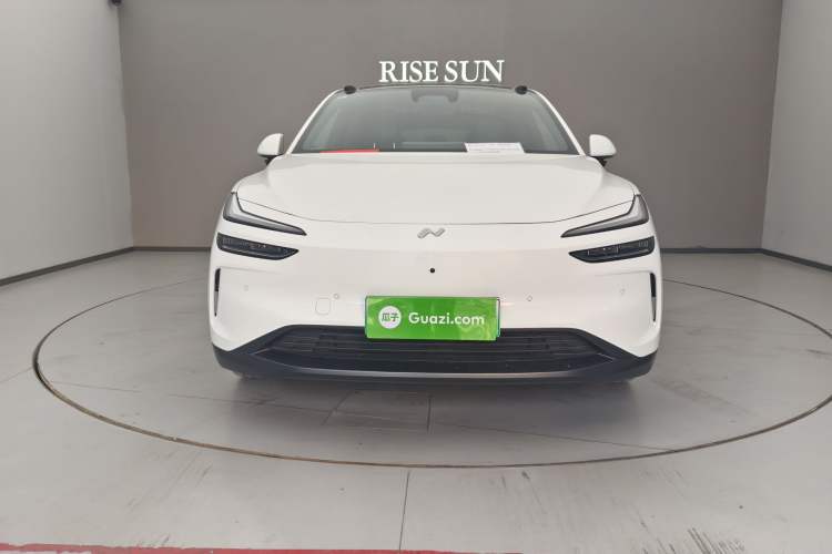 Used ONVO L60 2024 60 kWh Rear-Drive Version