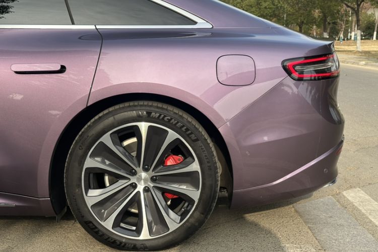 Used Hima Luxeed S7 2025 785 km Ultra
