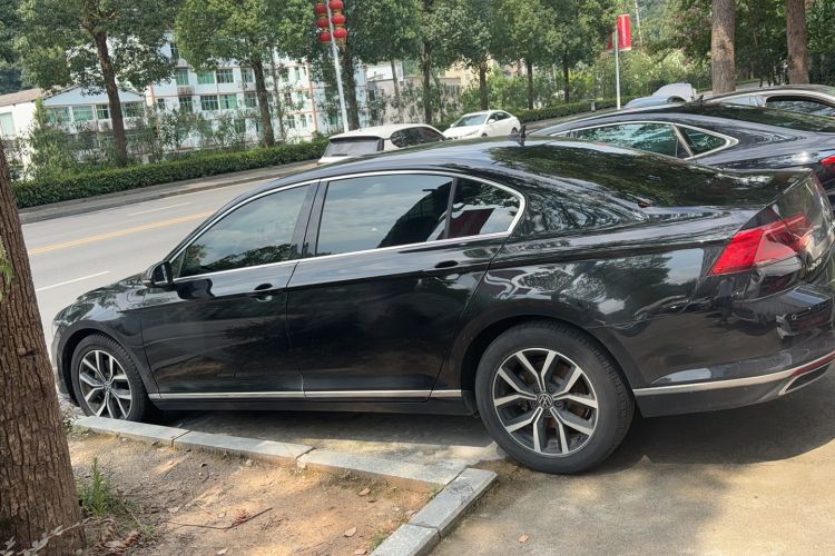 Used Volkswagen Magotan 2020 330TSI DSG Leading Model
