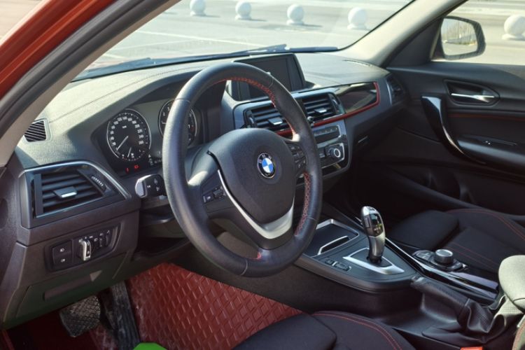 Used BMW 1 Series 2018 118i Sport Design Package
