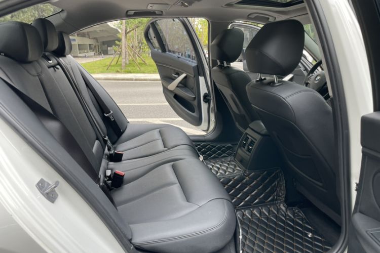 Used BMW 3 Series 2015 320Li Fashion Model