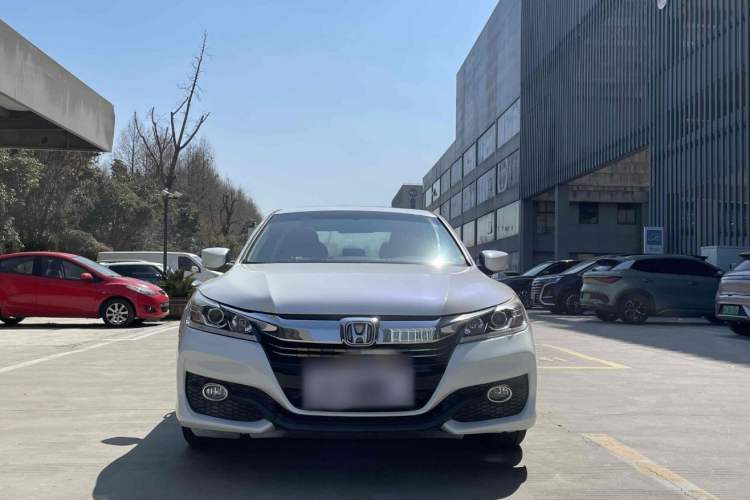 Used Honda Accord 2016 2.0L Comfort Edition
