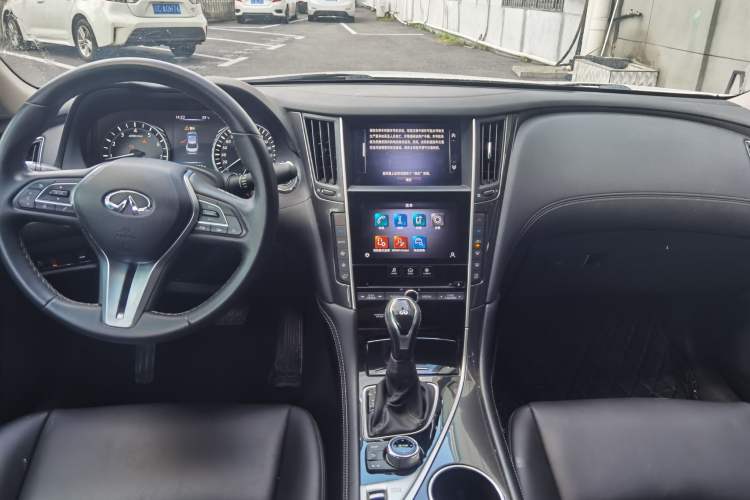 Used Infiniti Q50L 2022 2.0T Comfort Edition
