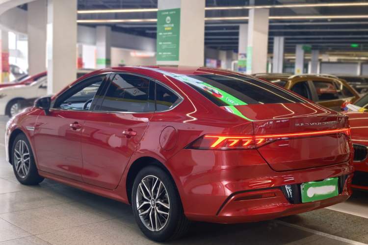 Used BYD Qin PLUS 2021 DM-i 55KM Flagship Model
