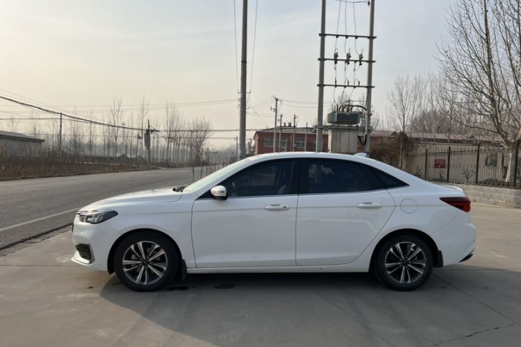 Used Ford Escort 2021 1.5L Automatic Diamond Edition
