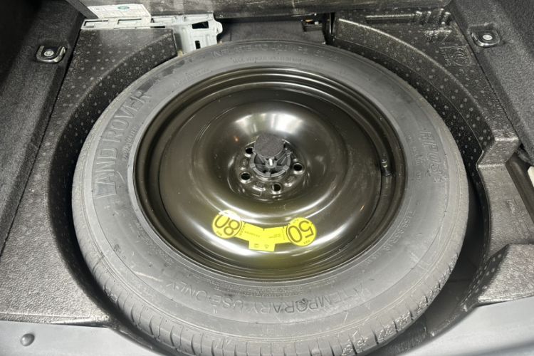 Used Land Rover Range Rover Evoque 2018 240 PS SE Smart Brilliance Edition
