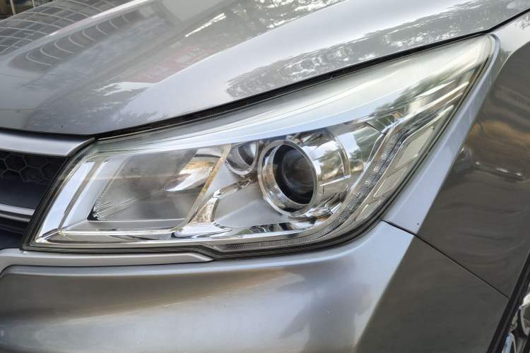 Used Baojun 730 2019 1.5T CVT Fashion Model 7 Seats China V Emission Standard