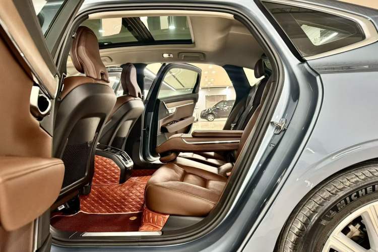 Used Volvo S90 2020 T5 Zhiyuan Luxury Edition
