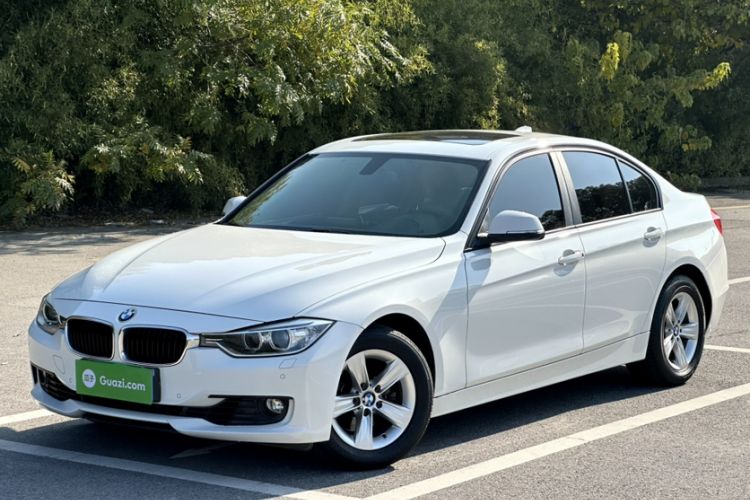Used BMW 3 Series 2015 320i Luxury Line Stylish Edition
