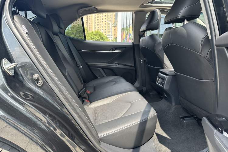 Used Toyota Camry 2021 2.5S Fēngshàng Edition
