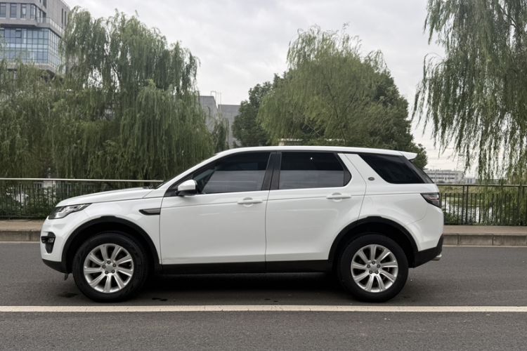 Used Land Rover Discovery Sport 2016 2.0T SE
