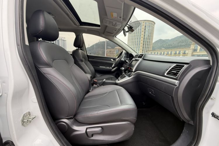 Used Haval M6 2019 1.5T DCT Two-Wheel Drive Value Edition China VI Standard
