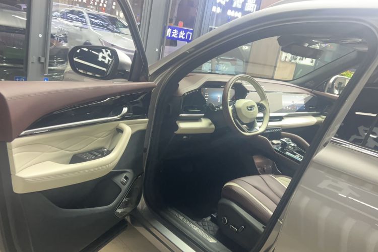 Used Geely Auto Monjaro L 2024 2.0TD High-Power Automatic Two-Wheel Drive Yunqi Version