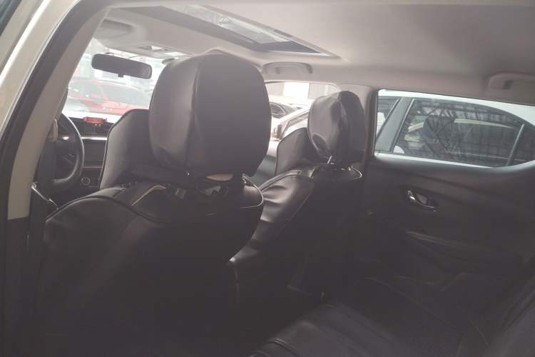 Used Nissan Lannia 2020 1.6L CVT Cool Edition
