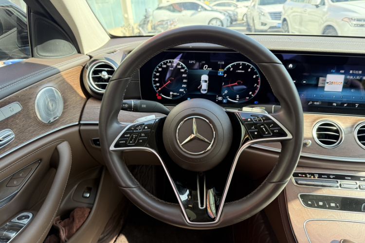 Used Mercedes-Benz E-Class 2023 Updated E 300 L Fashion Edition
