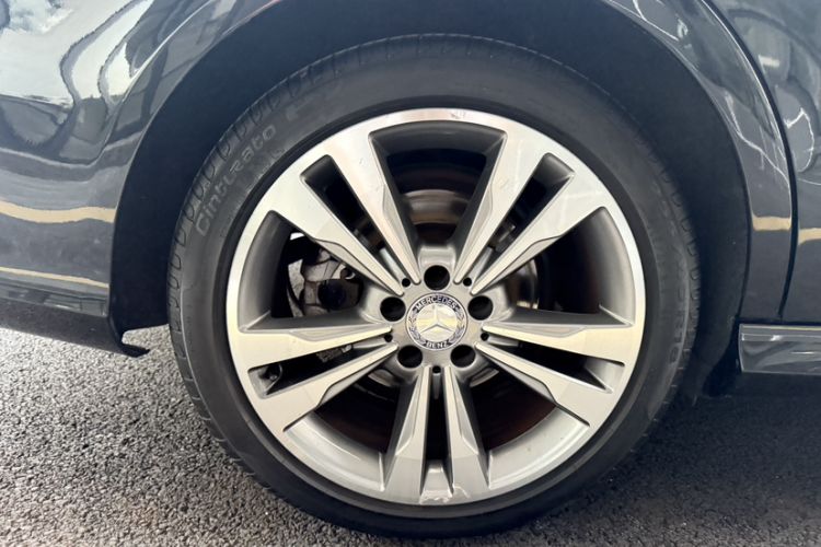 Used Mercedes-Benz E-Class 2015 E 260 L Sport Edition
