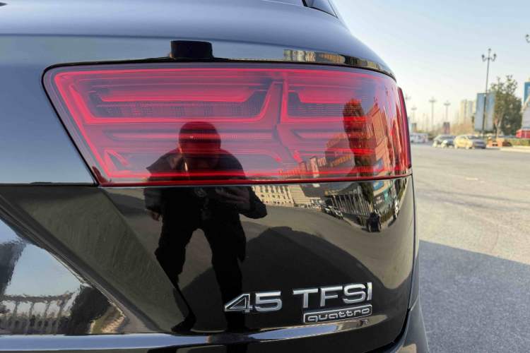 Used Audi Q7 2016 45 TFSI Technology Edition
