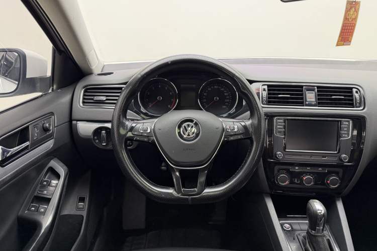 Used Volkswagen Sagitar 2018 1.6L Automatic Comfort Model
