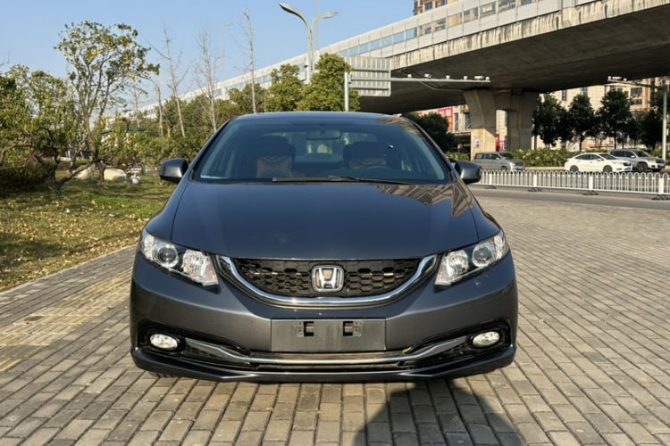 Used Honda Civic 2014 1.8L automatic comfort version
