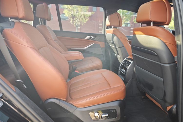 Used BMW X7 2022 xDrive40i Luxury M Sport Package
