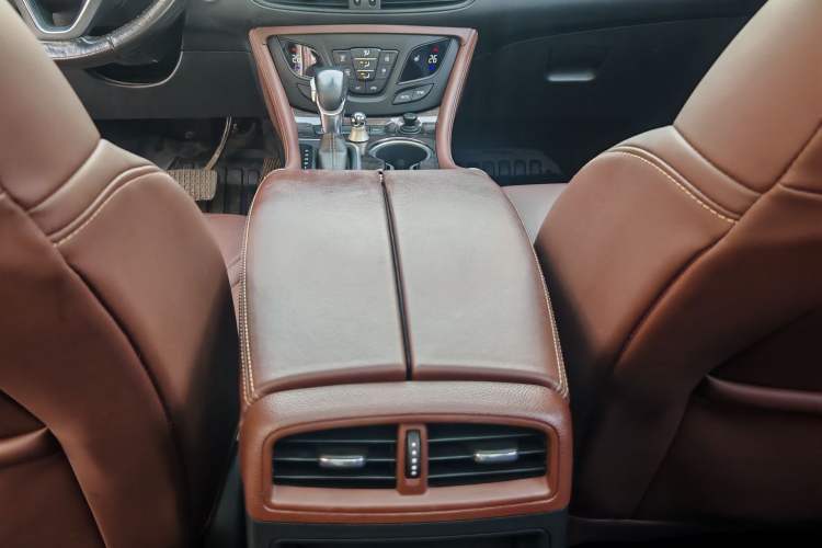 Used Buick Envision 2016 28T Four-Wheel Drive Elite Version
