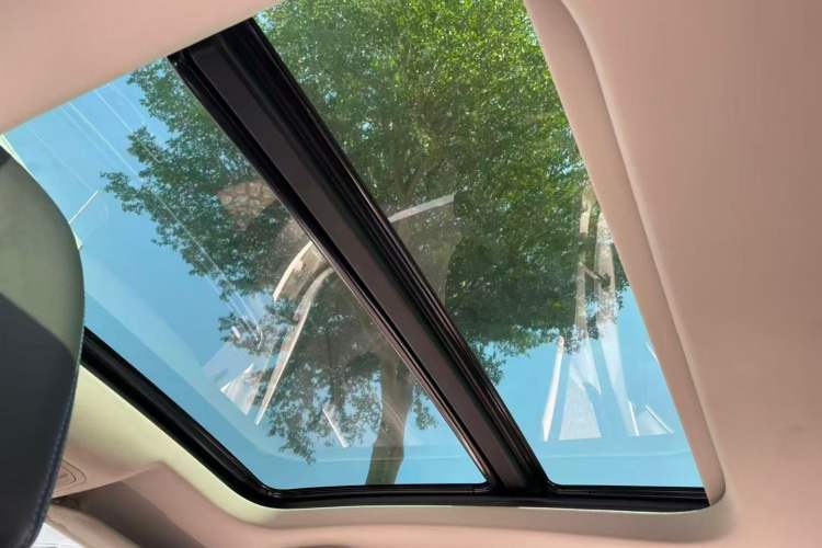 Used ORA Good Cat 2021 400km Standard Range Athena Edition Lithium Iron Phosphate
